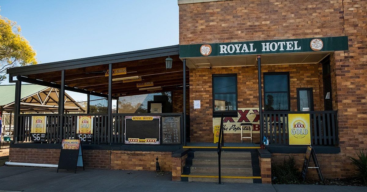 Royal Hotel Meandarra | Southern Queensland Country